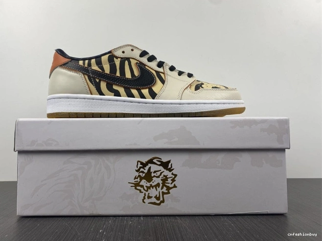 OG DH6932-100 Low of 1 Year Tiger the Air Jordan 0720